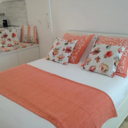 Le Stone Studio Apartment *